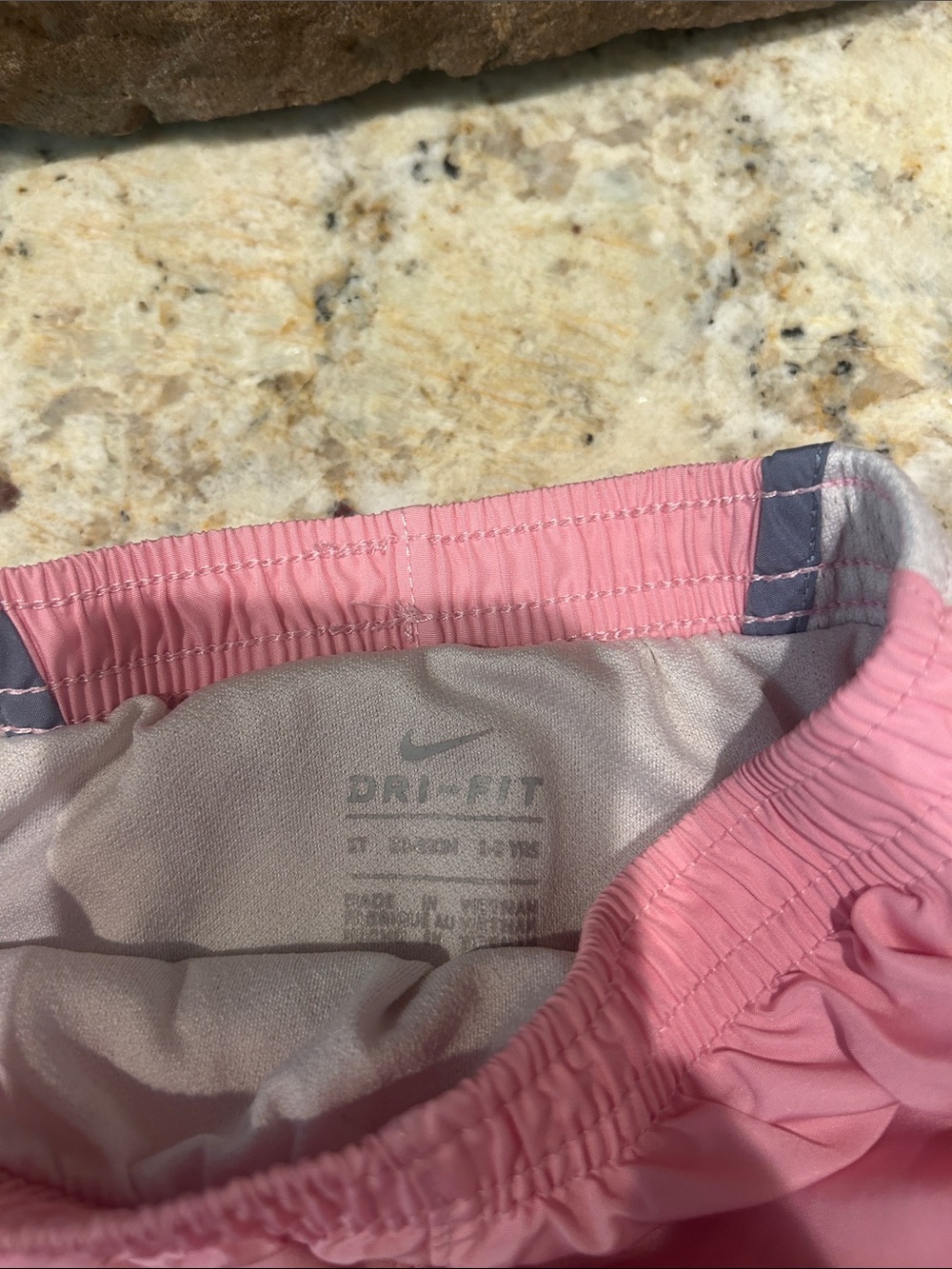 Nike Bundle (4) Shorts - 2T - Picture 2 of 5